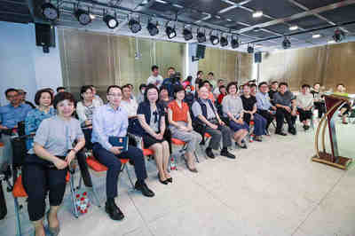 小照片，大時(shí)代 尚長榮、蔡金萍、錢程、駱新走進(jìn)天平街道的文化敘事